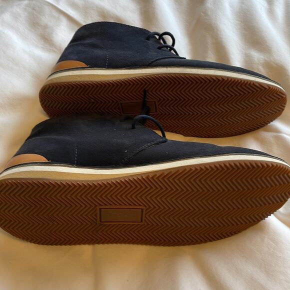 Greats navy suede chukka boots main image 4